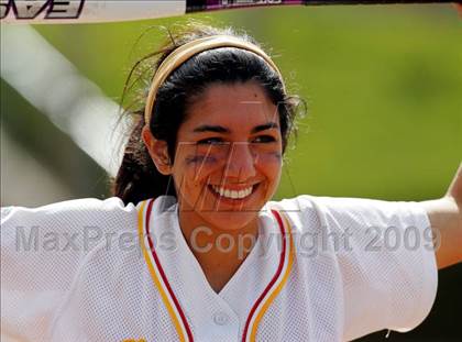 Thumbnail 1 in Corona vs. Norwalk photogallery.