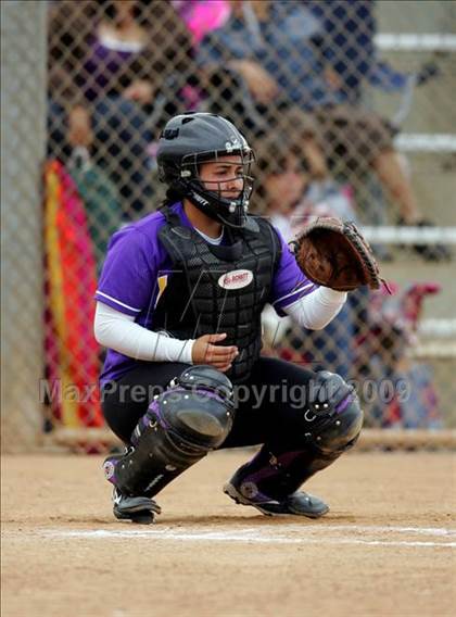 Thumbnail 3 in Corona vs. Norwalk photogallery.
