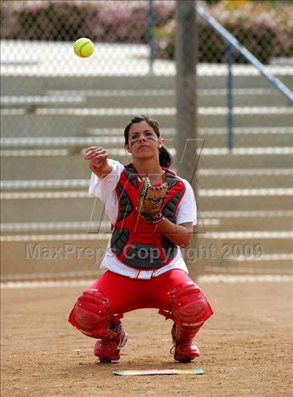 Thumbnail 1 in Corona vs. Norwalk photogallery.