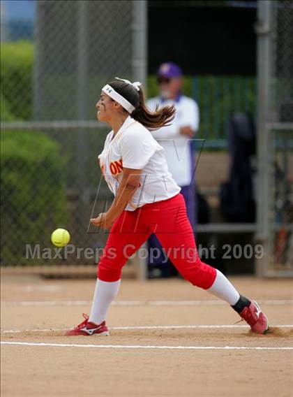 Thumbnail 1 in Corona vs. Norwalk photogallery.