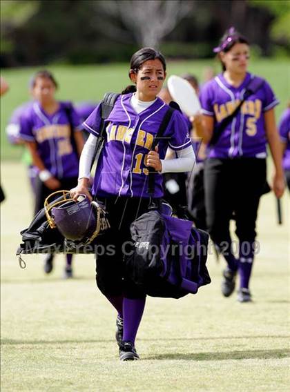 Thumbnail 1 in Corona vs. Norwalk photogallery.