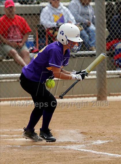 Thumbnail 1 in Corona vs. Norwalk photogallery.