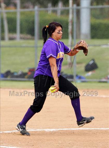 Thumbnail 1 in Corona vs. Norwalk photogallery.