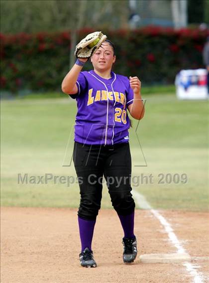 Thumbnail 3 in Corona vs. Norwalk photogallery.