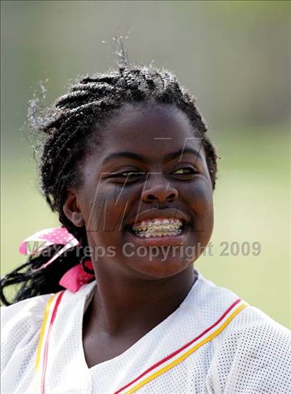 Thumbnail 2 in Corona vs. Norwalk photogallery.