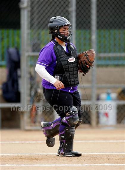 Thumbnail 1 in Corona vs. Norwalk photogallery.