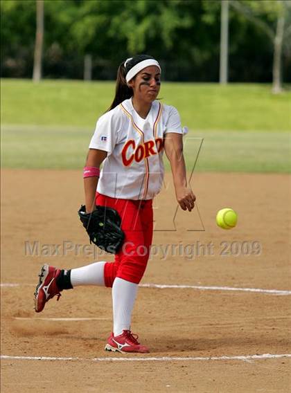 Thumbnail 3 in Corona vs. Norwalk photogallery.