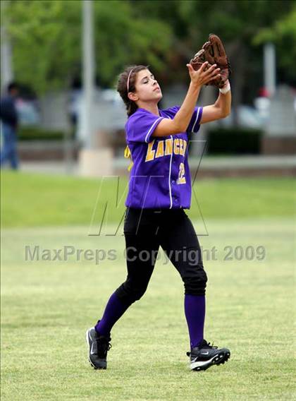 Thumbnail 2 in Corona vs. Norwalk photogallery.