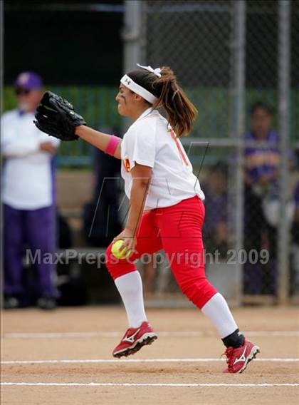 Thumbnail 1 in Corona vs. Norwalk photogallery.