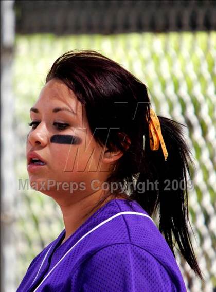 Thumbnail 3 in Corona vs. Norwalk photogallery.