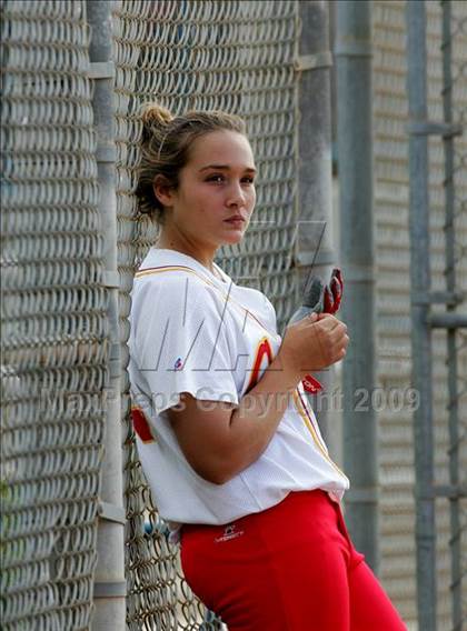 Thumbnail 2 in Corona vs. Norwalk photogallery.
