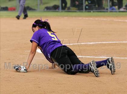 Thumbnail 2 in Corona vs. Norwalk photogallery.