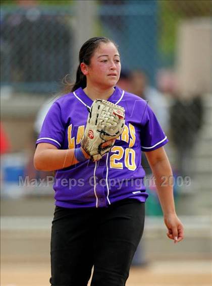 Thumbnail 1 in Corona vs. Norwalk photogallery.