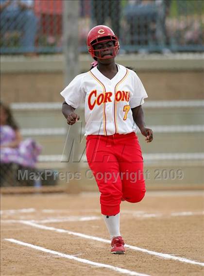 Thumbnail 2 in Corona vs. Norwalk photogallery.