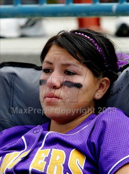 Thumbnail 3 in Corona vs. Norwalk photogallery.