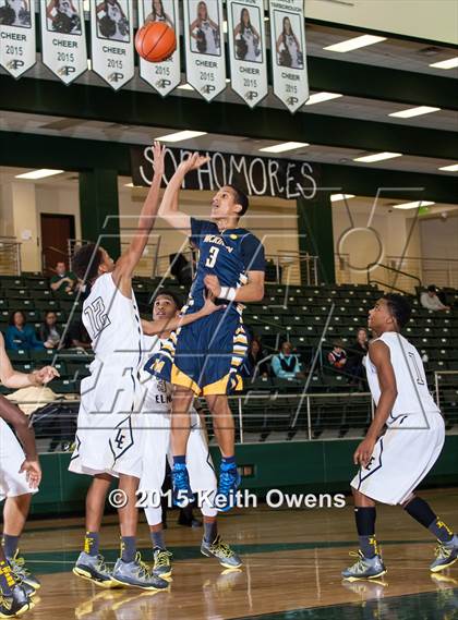 Thumbnail 2 in McKinney vs. Little Elm (Prosper ISD Tournament) photogallery.