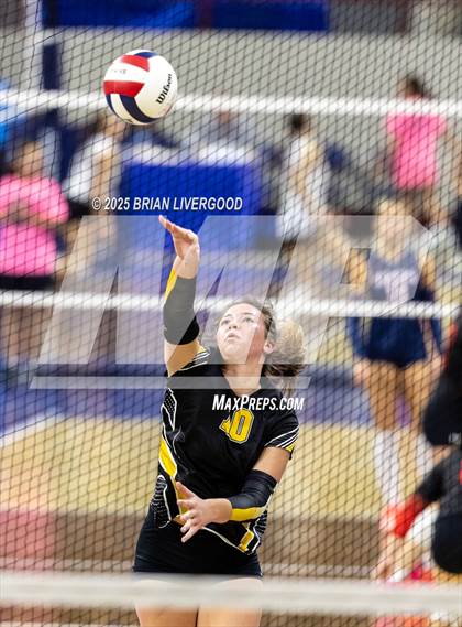 Thumbnail 2 in Prairie vs. Evangel Christian Academy (CHSAA 1A First Round) photogallery.