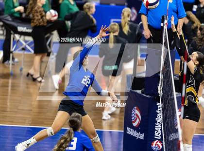 Thumbnail 1 in Prairie vs. Evangel Christian Academy (CHSAA 1A First Round) photogallery.