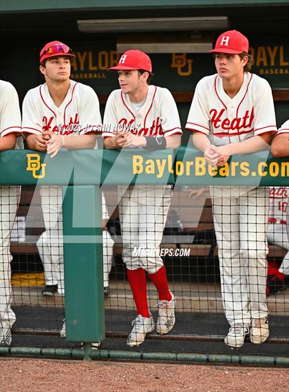 Thumbnail 2 in Cypress Woods vs. Rockwall-Heath (UIL 6A Region 2 Semifinal - Game 2) photogallery.