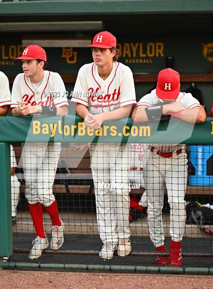 Thumbnail 3 in Cypress Woods vs. Rockwall-Heath (UIL 6A Region 2 Semifinal - Game 2) photogallery.