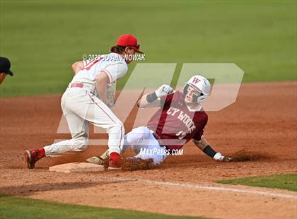 Thumbnail 1 in Cypress Woods vs. Rockwall-Heath (UIL 6A Region 2 Semifinal - Game 2) photogallery.