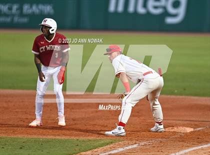 Thumbnail 2 in Cypress Woods vs. Rockwall-Heath (UIL 6A Region 2 Semifinal - Game 2) photogallery.