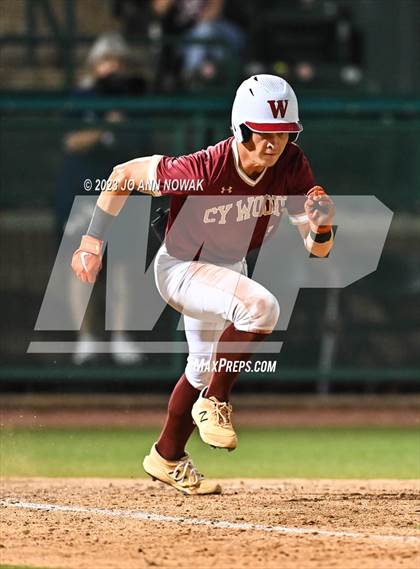 Thumbnail 2 in Cypress Woods vs. Rockwall-Heath (UIL 6A Region 2 Semifinal - Game 2) photogallery.