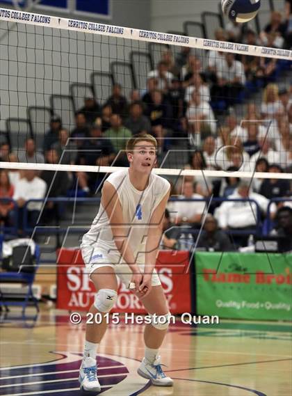 Thumbnail 2 in Huntington Beach vs Corona Del Mar (CIF-SS D1 Final) photogallery.