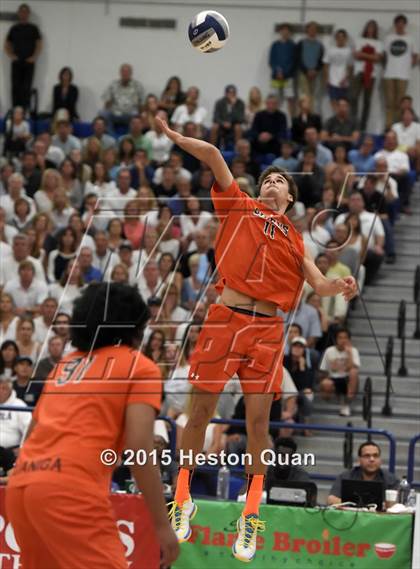 Thumbnail 2 in Huntington Beach vs Corona Del Mar (CIF-SS D1 Final) photogallery.