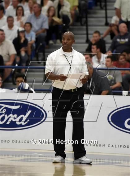 Thumbnail 1 in Huntington Beach vs Corona Del Mar (CIF-SS D1 Final) photogallery.