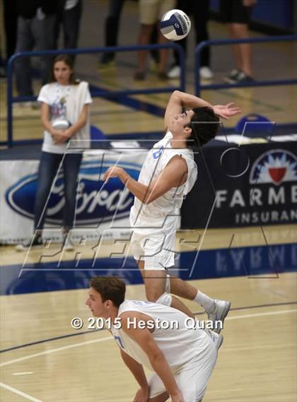 Thumbnail 2 in Huntington Beach vs Corona Del Mar (CIF-SS D1 Final) photogallery.