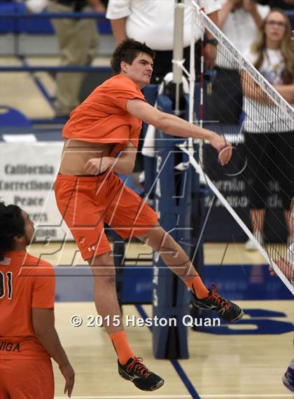 Thumbnail 3 in Huntington Beach vs Corona Del Mar (CIF-SS D1 Final) photogallery.