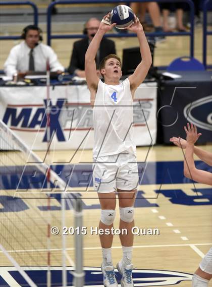 Thumbnail 3 in Huntington Beach vs Corona Del Mar (CIF-SS D1 Final) photogallery.