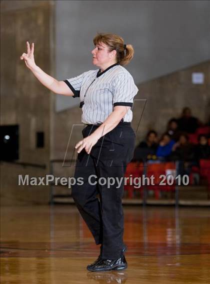 Thumbnail 3 in Summit vs. MacArthur (Texas UIL 5A Region 1 Semifinal) photogallery.