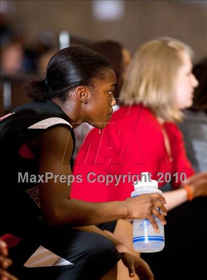Thumbnail 1 in Summit vs. MacArthur (Texas UIL 5A Region 1 Semifinal) photogallery.