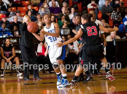 Thumbnail 3 in Summit vs. MacArthur (Texas UIL 5A Region 1 Semifinal) photogallery.