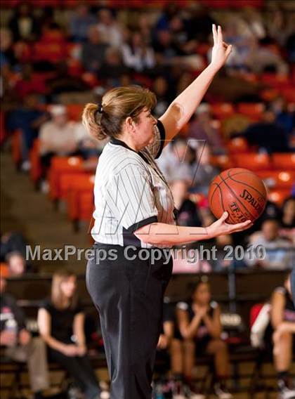 Thumbnail 1 in Summit vs. MacArthur (Texas UIL 5A Region 1 Semifinal) photogallery.