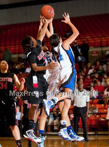 Thumbnail 1 in Summit vs. MacArthur (Texas UIL 5A Region 1 Semifinal) photogallery.