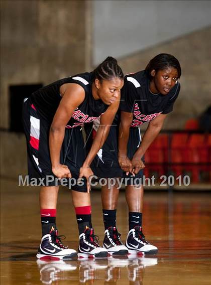Thumbnail 1 in Summit vs. MacArthur (Texas UIL 5A Region 1 Semifinal) photogallery.
