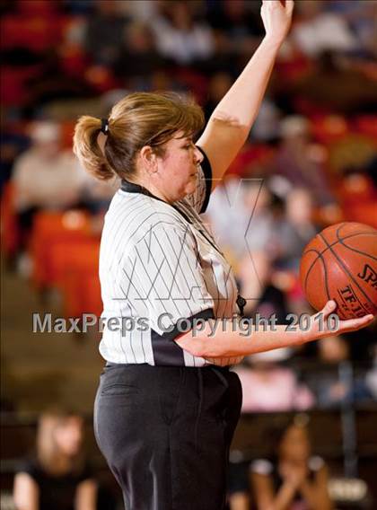 Thumbnail 3 in Summit vs. MacArthur (Texas UIL 5A Region 1 Semifinal) photogallery.