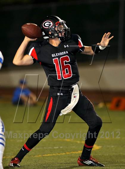 Thumbnail 2 in Glendora vs. Charter Oak photogallery.