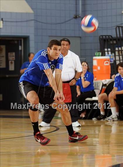 Thumbnail 3 in Campbell Hall vs. Windward (CIF D3 SoCal Regional Final) photogallery.