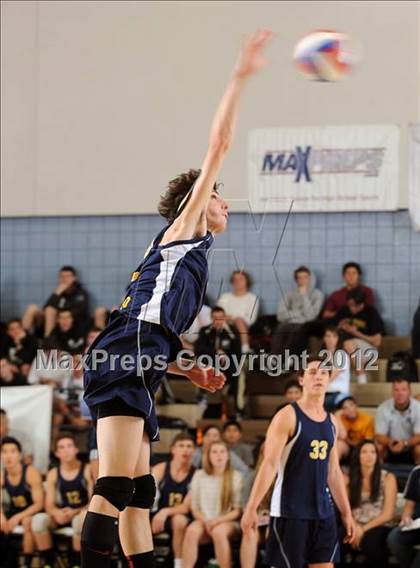 Thumbnail 3 in Campbell Hall vs. Windward (CIF D3 SoCal Regional Final) photogallery.