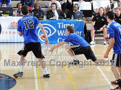 Thumbnail 2 in Campbell Hall vs. Windward (CIF D3 SoCal Regional Final) photogallery.