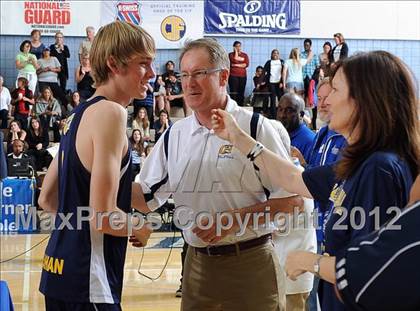 Thumbnail 3 in Campbell Hall vs. Windward (CIF D3 SoCal Regional Final) photogallery.