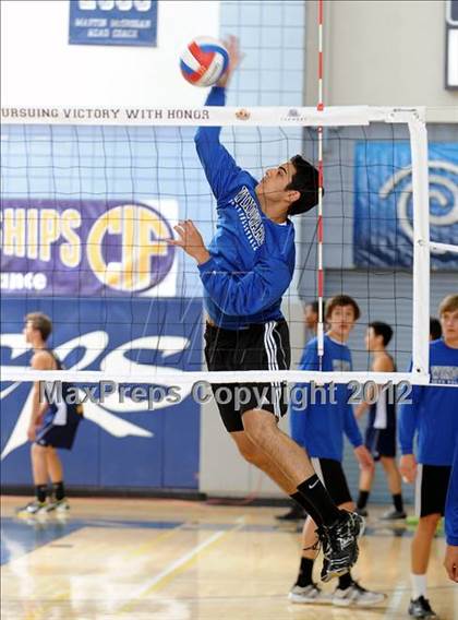 Thumbnail 2 in Campbell Hall vs. Windward (CIF D3 SoCal Regional Final) photogallery.