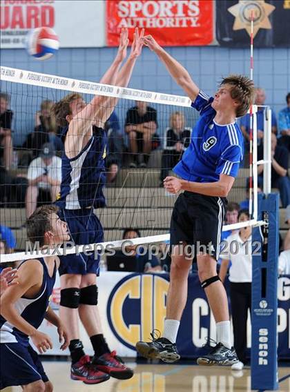 Thumbnail 2 in Campbell Hall vs. Windward (CIF D3 SoCal Regional Final) photogallery.