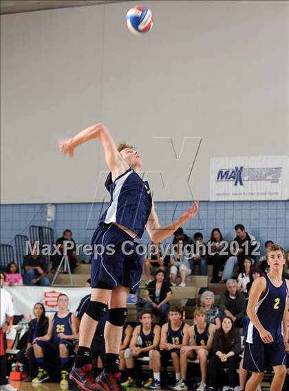 Thumbnail 3 in Campbell Hall vs. Windward (CIF D3 SoCal Regional Final) photogallery.