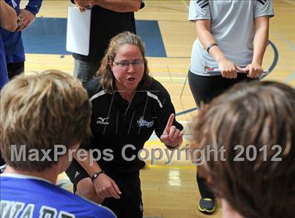 Thumbnail 3 in Campbell Hall vs. Windward (CIF D3 SoCal Regional Final) photogallery.