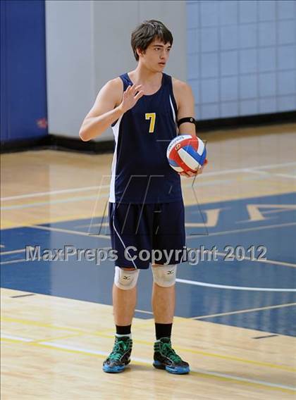 Thumbnail 2 in Campbell Hall vs. Windward (CIF D3 SoCal Regional Final) photogallery.